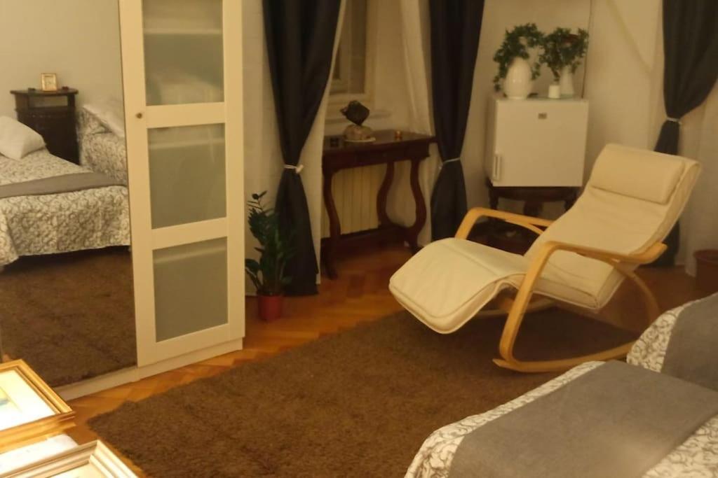 La Casa Di Lu Lägenhet Trieste Exteriör bild